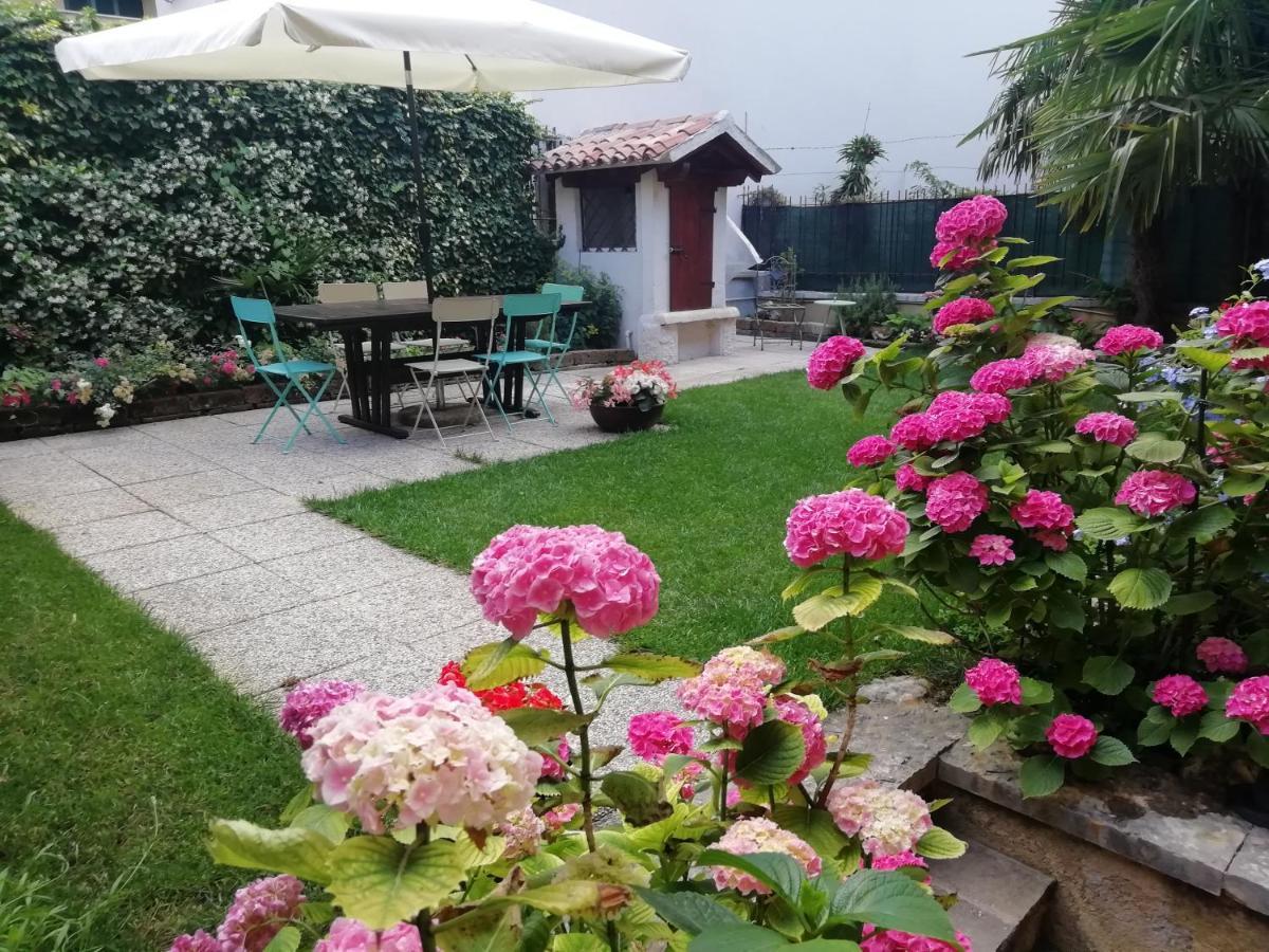 Appartamento Emma E Silvio Desenzano del Garda Exterior photo